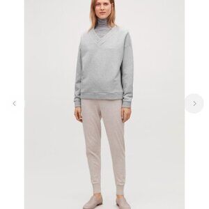 Cos Pullover Sweater Gray v neckline Size Small